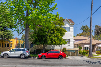 404 Lincoln Ave in Glendale, CA - Building Photo - Building Photo