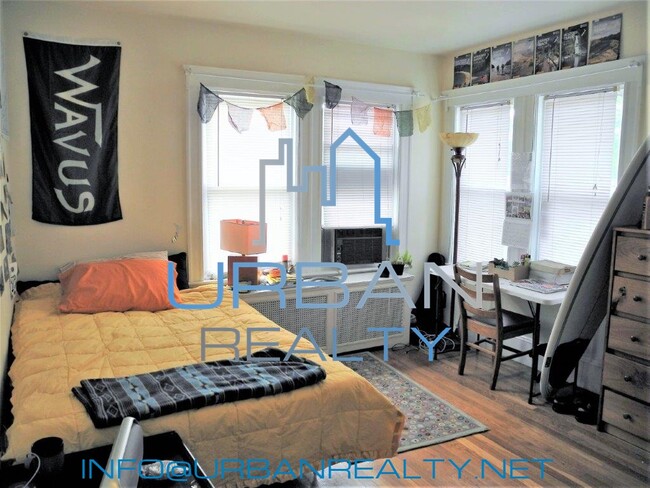 42 Kirkwood Rd, Unit 1 in Boston, MA - Foto de edificio - Building Photo