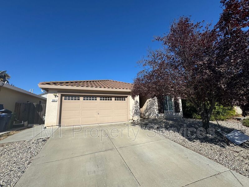 9084 Pebble Field Way in Sacramento, CA - Building Photo