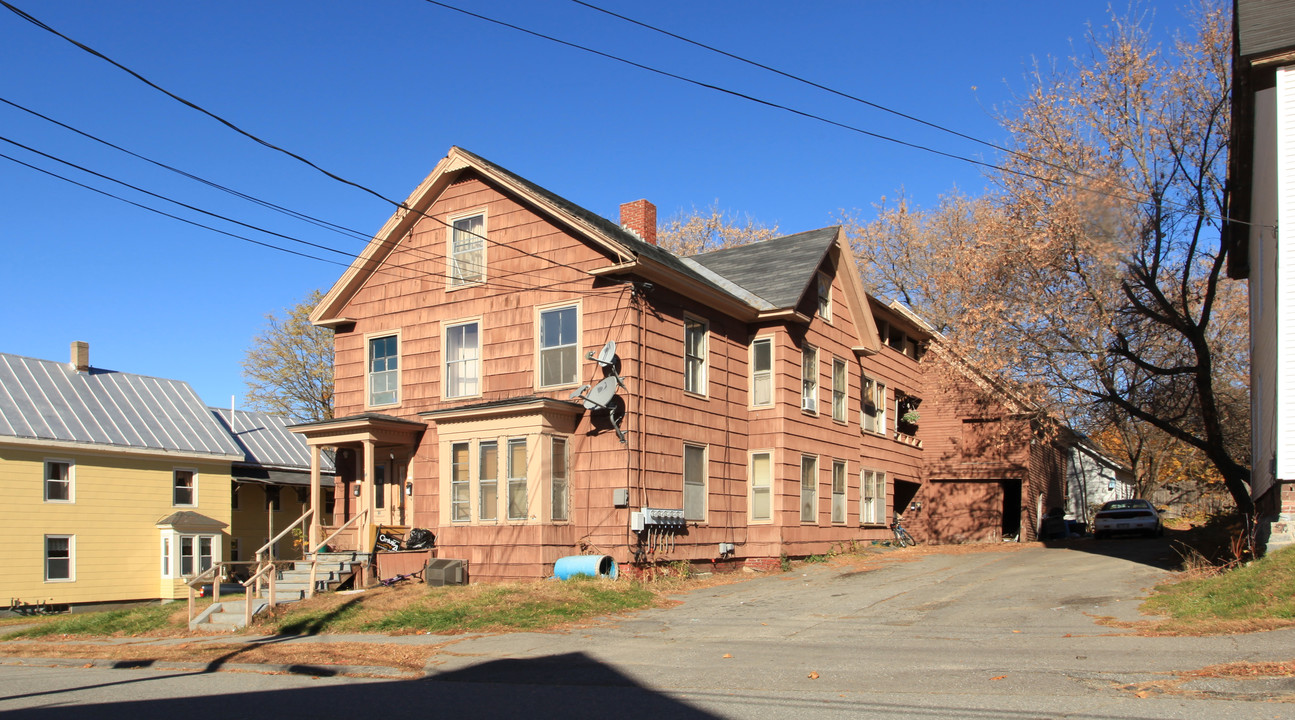 11 High St in Waterville, ME - Building Photo