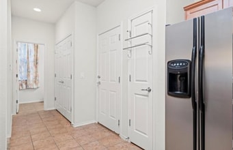 2725 Hyde Park Dr in Grand Prairie, TX - Building Photo - Building Photo