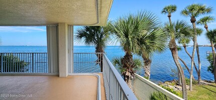 7128 Marbella Ct in Cape Canaveral, FL - Building Photo - Building Photo