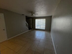 3040 Windover Ave in Kissimmee, FL - Building Photo - Building Photo