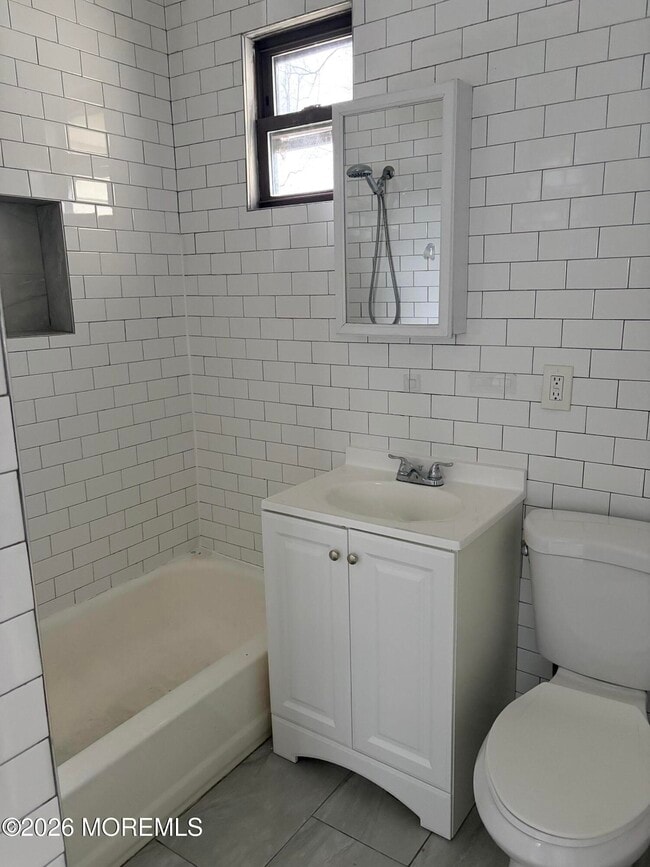 655 Westwood Ave in Long Branch, NJ - Building Photo - Building Photo