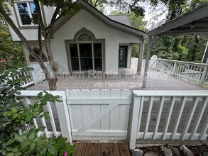 3025 Lakeside Dr in Cumming, GA - Building Photo - Building Photo