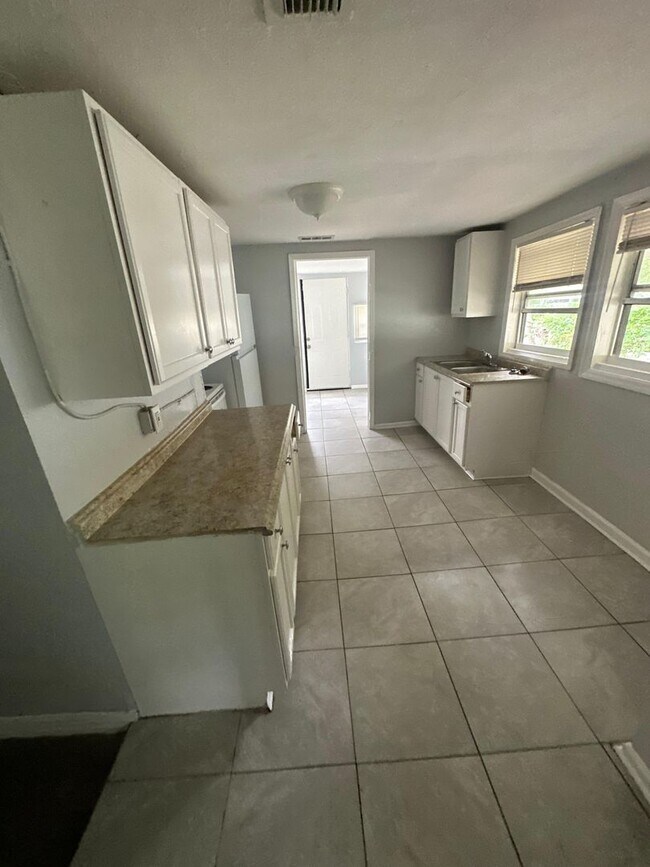 2881 W 11th St in Jacksonville, FL - Building Photo - Building Photo
