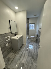 2201 Coral St, Unit 2F in Philadelphia, PA - Building Photo - Building Photo