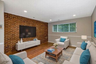 Delta Bend Apartments in Mount Lookout in Cincinnati, OH - Building Photo - Interior Photo