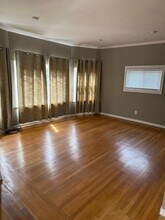 6615 Tremont St in Oakland, CA - Building Photo - Building Photo