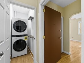 32 Gardner Ave in Jersey City, NJ - Building Photo - Building Photo