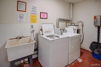 7446 Sieloff Dr in Hazelwood, MO - Building Photo - Building Photo