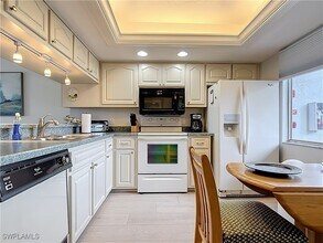 13080 White Marsh Ln in Ft. Myers, FL - Building Photo - Building Photo