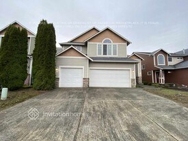 34229 13th Ct SW in Federal Way, WA - Building Photo