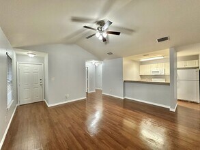 8932 Mansion Creek Cir in Tyler, TX - Building Photo - Building Photo