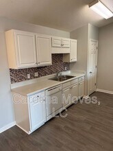 107 Pelham Square Way in Greer, SC - Building Photo - Building Photo