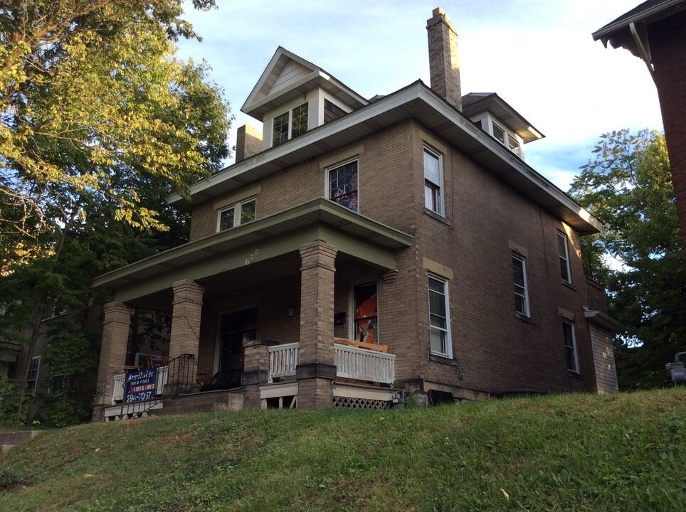 183 Frambes Ave in Columbus, OH - Building Photo