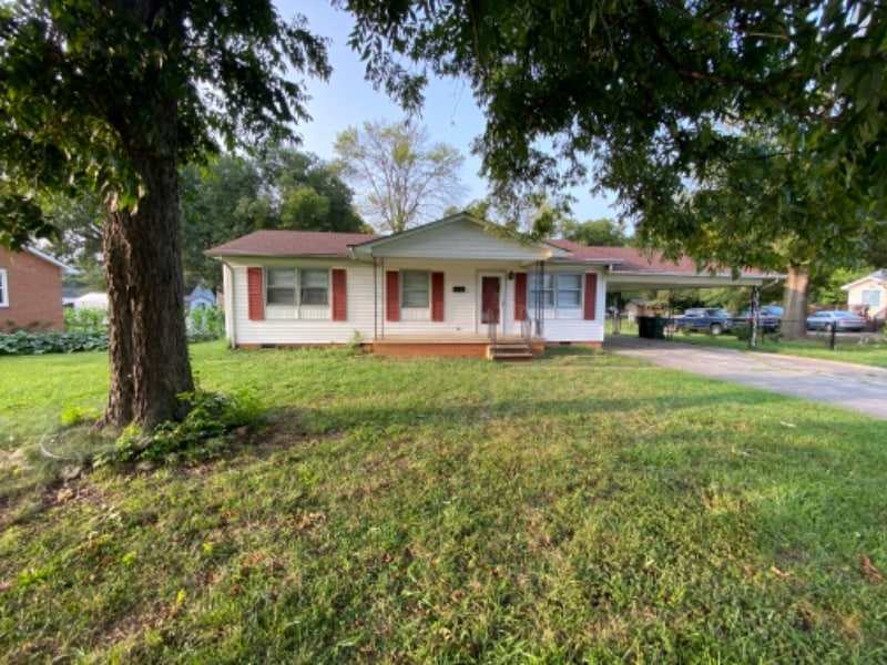 908 Washington St in Burlington, NC - Building Photo