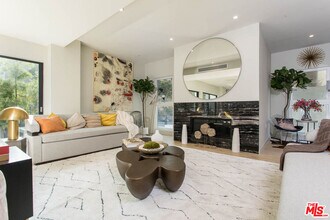 1621 Malcolm Ave in Los Angeles, CA - Building Photo - Building Photo