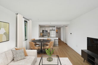 Avalon Riverview in Long Island City, NY - Foto de edificio - Building Photo