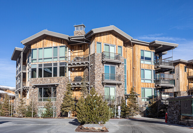 7101 Stein Circle in Park City, UT - Building Photo - Building Photo