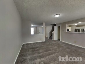 9045 Centenary Ct in Indianapolis, IN - Building Photo - Building Photo