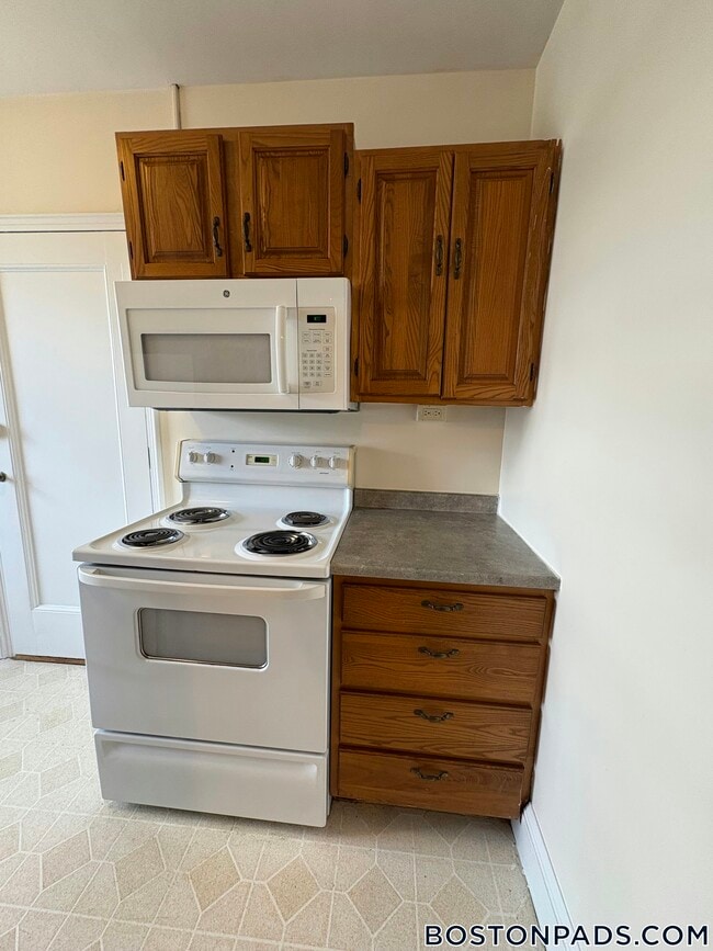 550 Belmont St in Watertown, MA - Building Photo - Building Photo