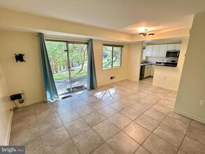 10670 Weymouth St in Bethesda, MD - Building Photo - Building Photo