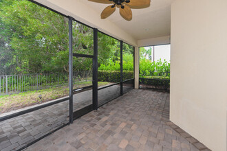 12321 Aviles Cir in Palm Beach Gardens, FL - Foto de edificio - Building Photo