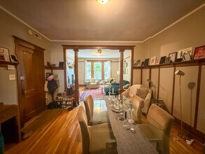 2022 W Roscoe St in Chicago, IL - Building Photo - Building Photo