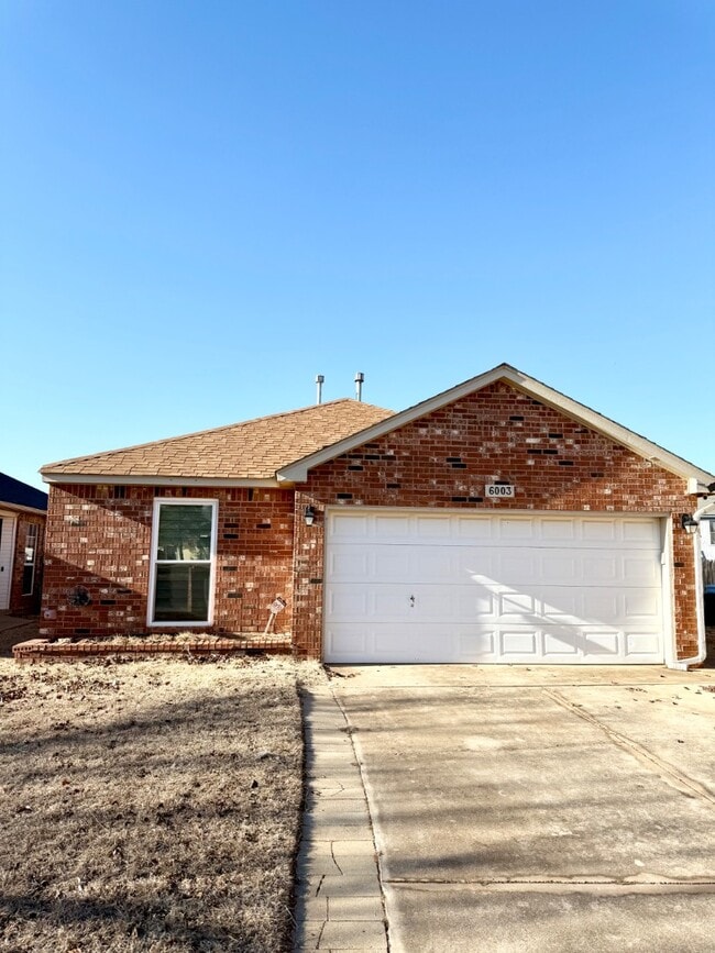 6003 Fox Run Way in Oklahoma City, OK - Building Photo - Building Photo