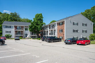 Plymouth Colony Condominiums in Plymouth, MA - Building Photo - Building Photo