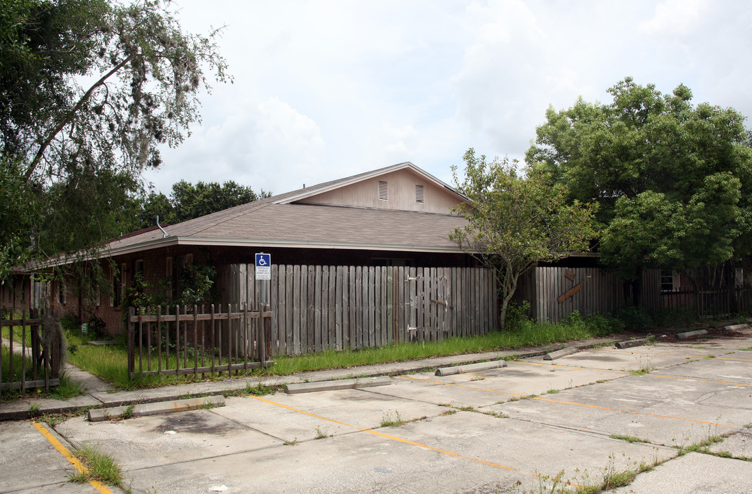 2026 E 140th Ave in Tampa, FL - Building Photo