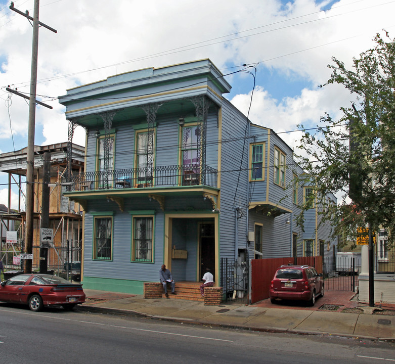 1425-1427 N Claiborne Ave in New Orleans, LA - Foto de edificio