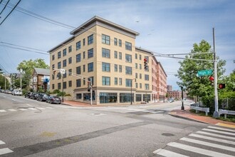 25 High St in Portland, ME - Building Photo - Building Photo