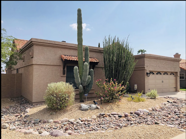 3927 E Mountain Vista Dr in Phoenix, AZ - Building Photo - Building Photo