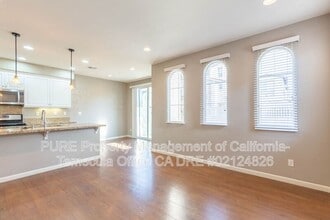 44102 Calle Luz in Temecula, CA - Building Photo - Building Photo