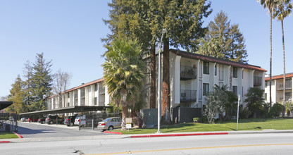 Mission West Apartments in Santa Clara, CA - Building Photo - Building Photo