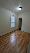 3210 N Richards St, Unit 3210 in Milwaukee, WI - Building Photo - Building Photo