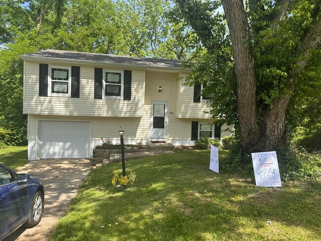 property at 9146 Trelawney Ct