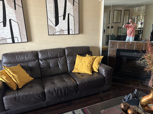 property at 611 W Hononegh Dr