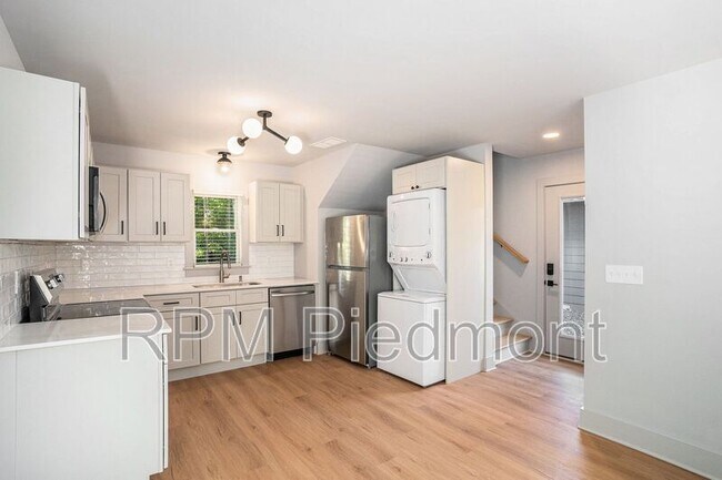 1081 Hill St SE in Atlanta, GA - Building Photo - Building Photo