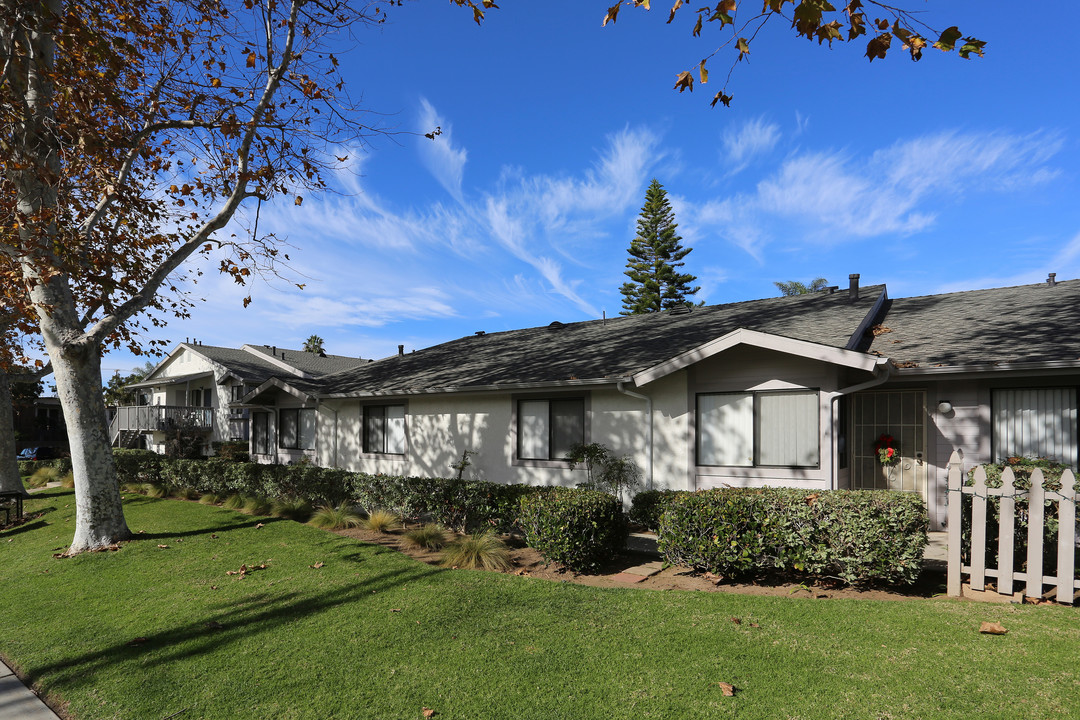 Seawind Apartments in Carlsbad, CA - Building Photo