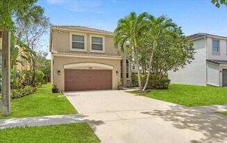 9825 Scribner Ln in Wellington, FL - Building Photo