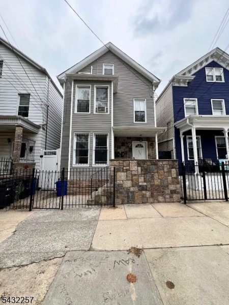 120 Stone St