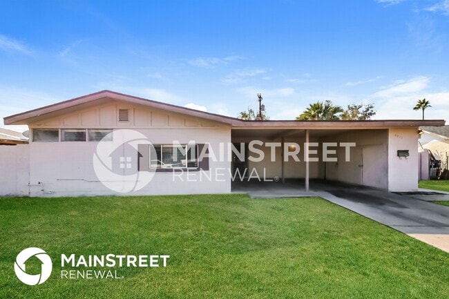 property at 6211 W Indianola Ave