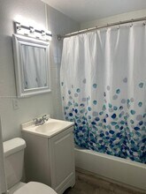 6805 Abbott Ave in Miami Beach, FL - Building Photo - Building Photo