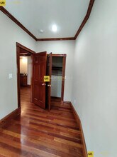 4 Strathmore Rd, Unit Strathmore Rd #3 in Brookline, MA - Foto de edificio - Building Photo