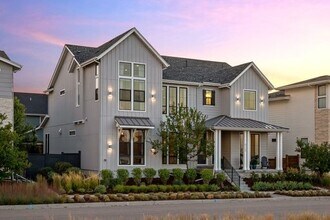6123 Chester St in Denver, CO - Building Photo - Building Photo