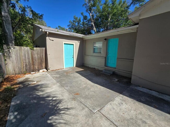 1734 39th St S in St. Petersburg, FL - Building Photo - Building Photo
