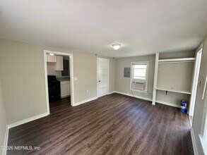 3673 Randall St in Jacksonville, FL - Building Photo - Building Photo